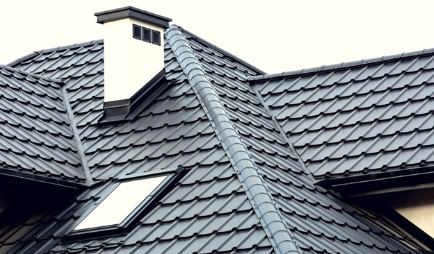 Shingle roofs installed for a house in Logan, UT
